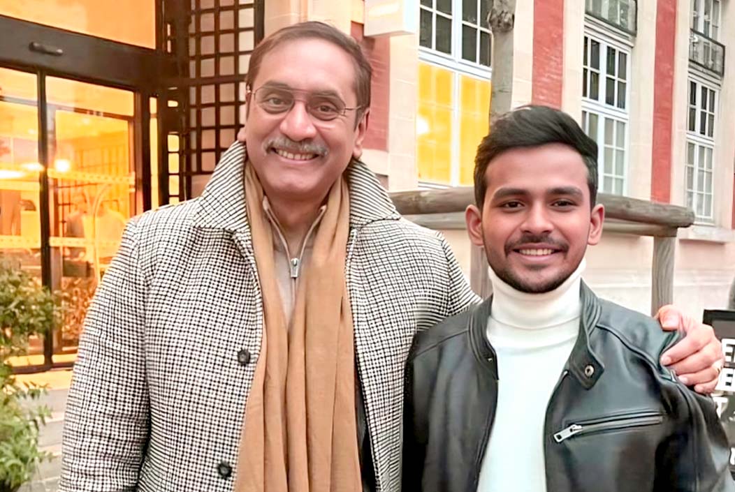 আসিফ মাহমুদ আগামীতে রাষ্ট্রনায়ক হয়ে উঠতে পারেন পিনাকী ভট্টাচার্য