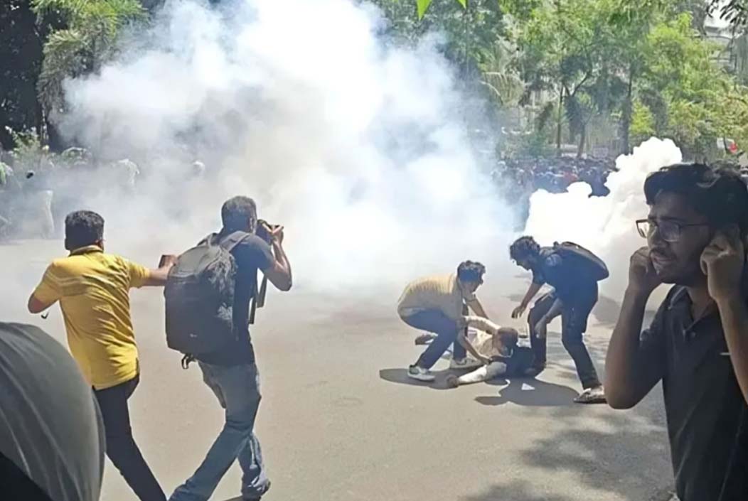 বুয়েট শিক্ষার্থীদের দাবি পর্যালোচ