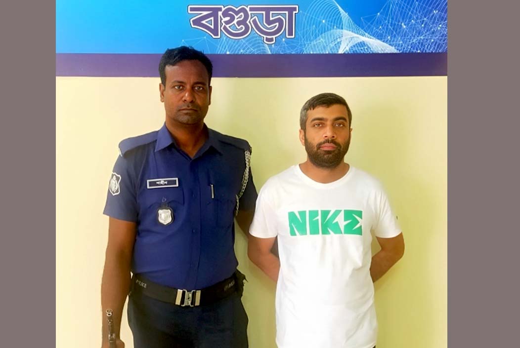 Joint convener of Fishermen's League, accused in 10 cases, arrested in Bogra Onnetion