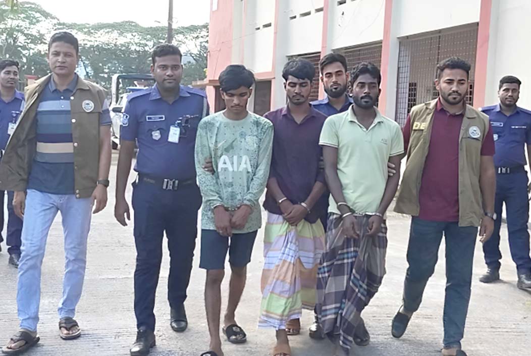 3 arrested for gang-raping and robbing expatriate woman in Patuakhali Onnetion