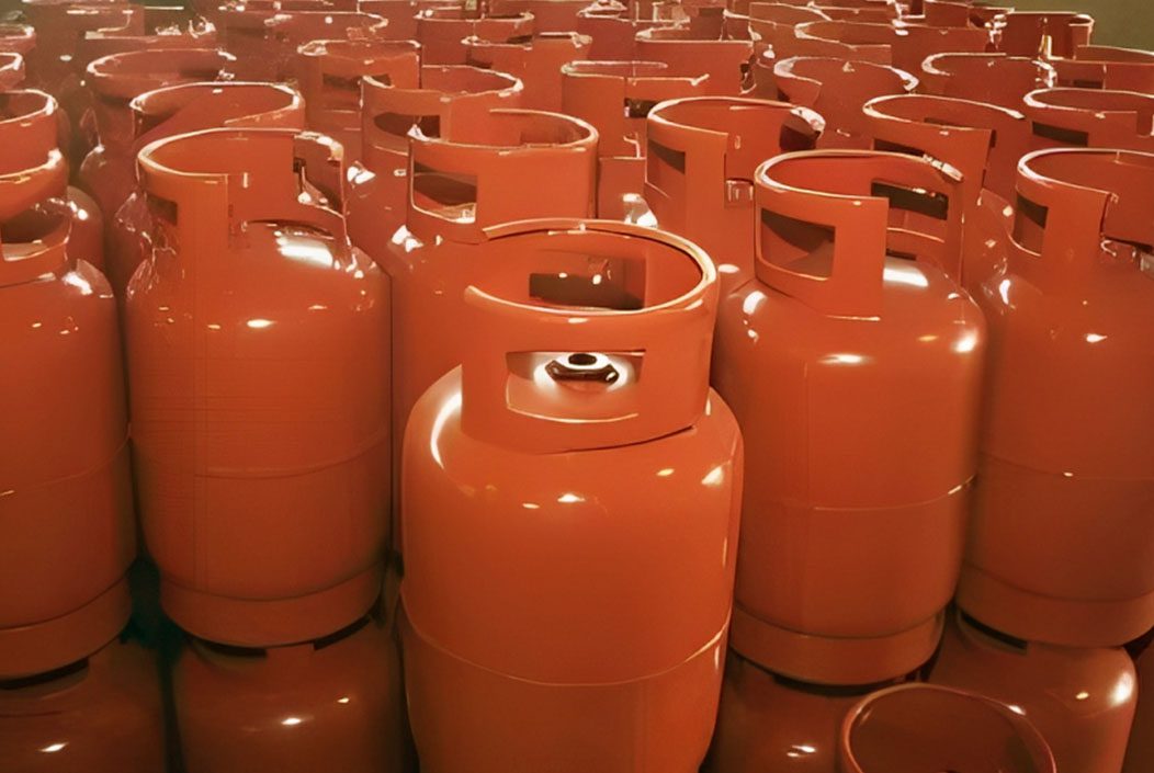 ১২ কেজি এলপিজি গ্যাসের নতুন দাম নির্ধারণ মঙ্গলবার ১২ কেজি এলপিজি গ্যাসের নতুন দাম নির্ধারণ মঙ্গলবার