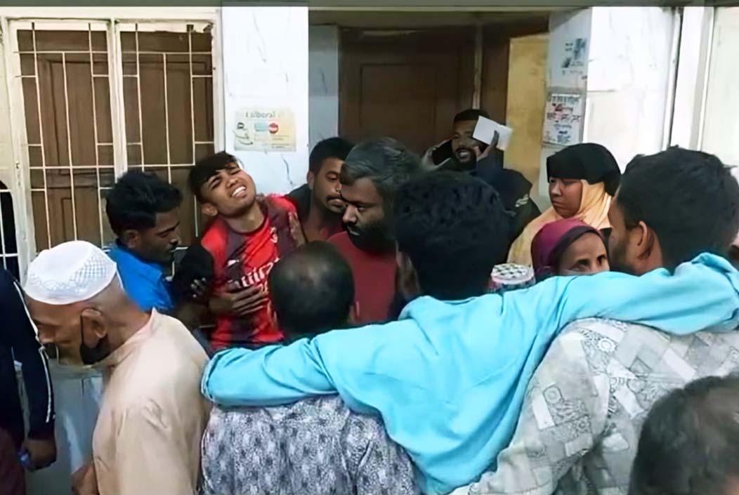 আধিপত্য বিস্তার নিয়ে দুই পক্ষের সংঘর্ষে নিহত ১, আহত ২০ আধিপত্য বিস্তার নিয়ে দুই পক্ষের সংঘর্ষে নিহত ১, আহত ২০