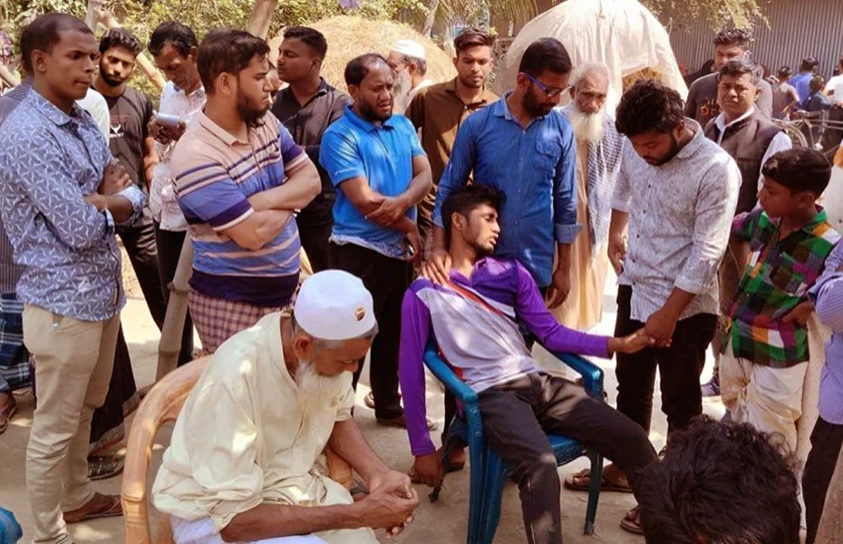 কুষ্টিয়ার কুমারখালীতে বিষাক্ত সাপ রাসেল ভাইপারের ছোবলে যুবকের মৃত্যু কুষ্টিয়ার কুমারখালীতে বিষাক্ত সাপ রাসেল ভাইপারের ছোবলে যুবকের মৃত্যু