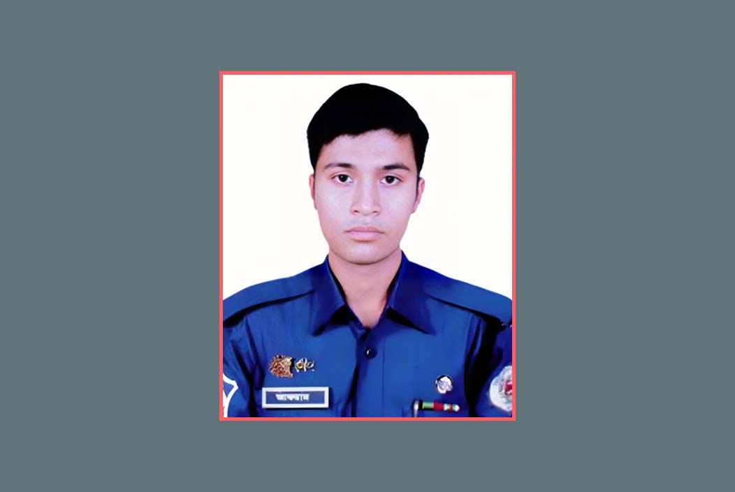 আন্দোলনে কলেজ শিক্ষার্থীকে গুলি করে হত্যা, পুলিশ সদস্য গ্রেফতার আন্দোলনে কলেজ শিক্ষার্থীকে গুলি করে হত্যা, পুলিশ সদস্য গ্রেফতার