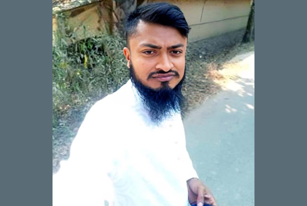 বগুড়ায় 'টোকাই' সাগর ও তার সহযোগীকে কুপিয়ে হত্যা বগুড়ায় 'টোকাই' সাগর ও তার সহযোগীকে কুপিয়ে হত্যা