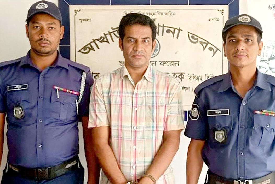 আখাউড়ায় কম্বল চুরির মামলায় ছাত্রলীগ নেতা গ্রেপ্তার আখাউড়ায় কম্বল চুরির মামলায় ছাত্রলীগ নেতা গ্রেপ্তার