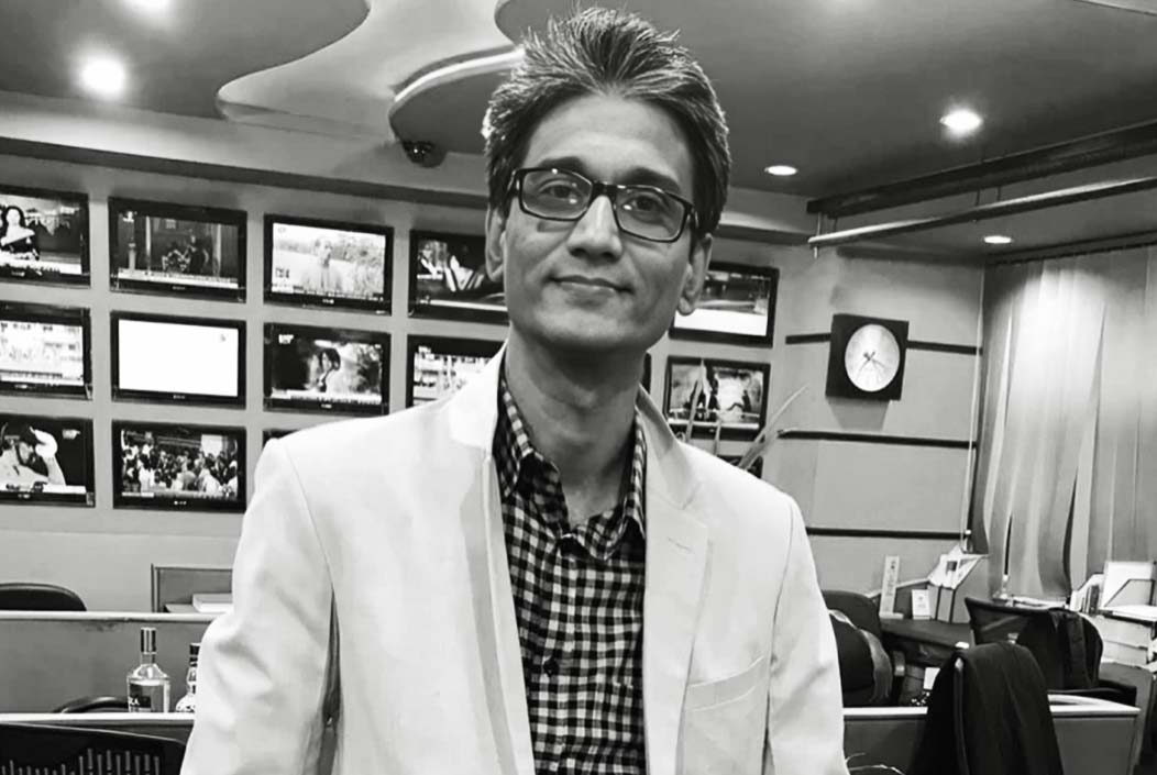 নিজ বাসা থেকে এনটিভির সাংবাদিক খোকনের ঝুলন্ত মরদেহ উদ্ধার নিজ বাসা থেকে এনটিভির সাংবাদিক খোকনের ঝুলন্ত মরদেহ উদ্ধার