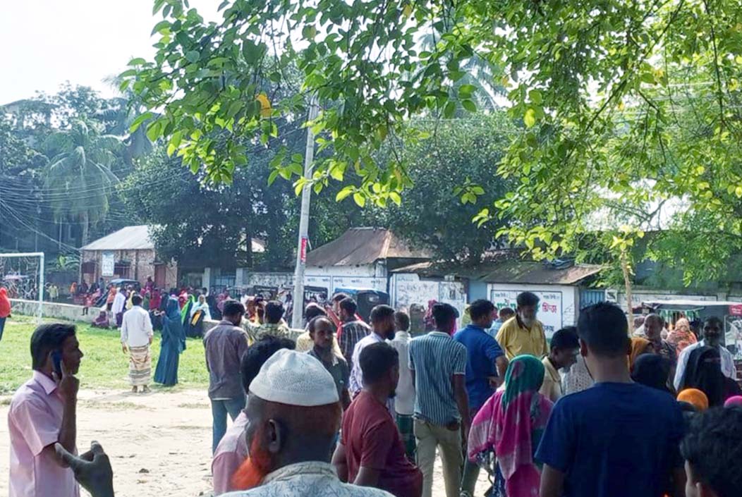 বিনা সুদে ঋণের প্রলোভনে টাকা আত্মসাৎ বিনা সুদে ঋণের প্রলোভনে টাকা আত্মসাৎ