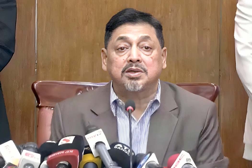 অপারেশন ‘ডেভিল হান্ট’ অভিযান নিয়ে যা জানালেন সিনিয়র স্বরাষ্ট্র সচিব অপারেশন ‘ডেভিল হান্ট’ অভিযান নিয়ে যা জানালেন সিনিয়র স্বরাষ্ট্র সচিব