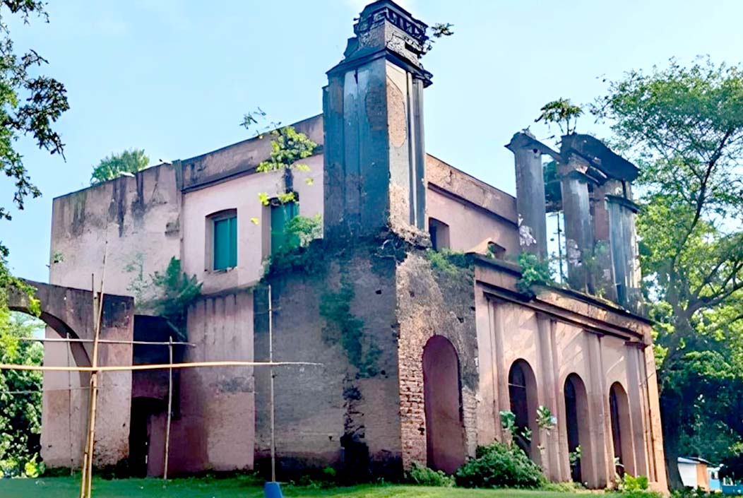 ভাটপাড়া নীলকুঠি, বাংলার বুকে নীলচাষের এক নীরব সাক্ষী ভাটপাড়া নীলকুঠি, বাংলার বুকে নীলচাষের এক নীরব সাক্ষী