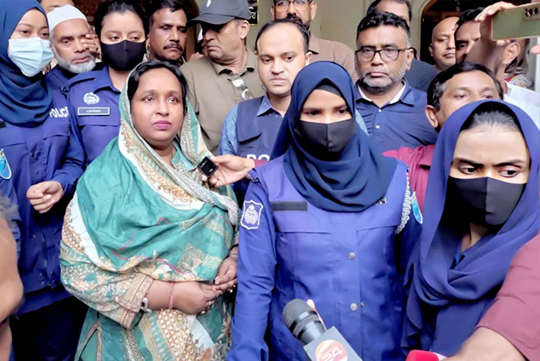 রিকশাচালক তুহিন হত্যা মামলায় রিমান্ডে সাবেক মেয়র আইভী