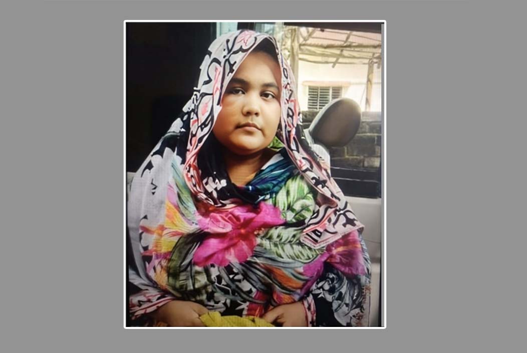 Female drug dealer arrested with 122 pieces of Yaba in Bogra Onnetion