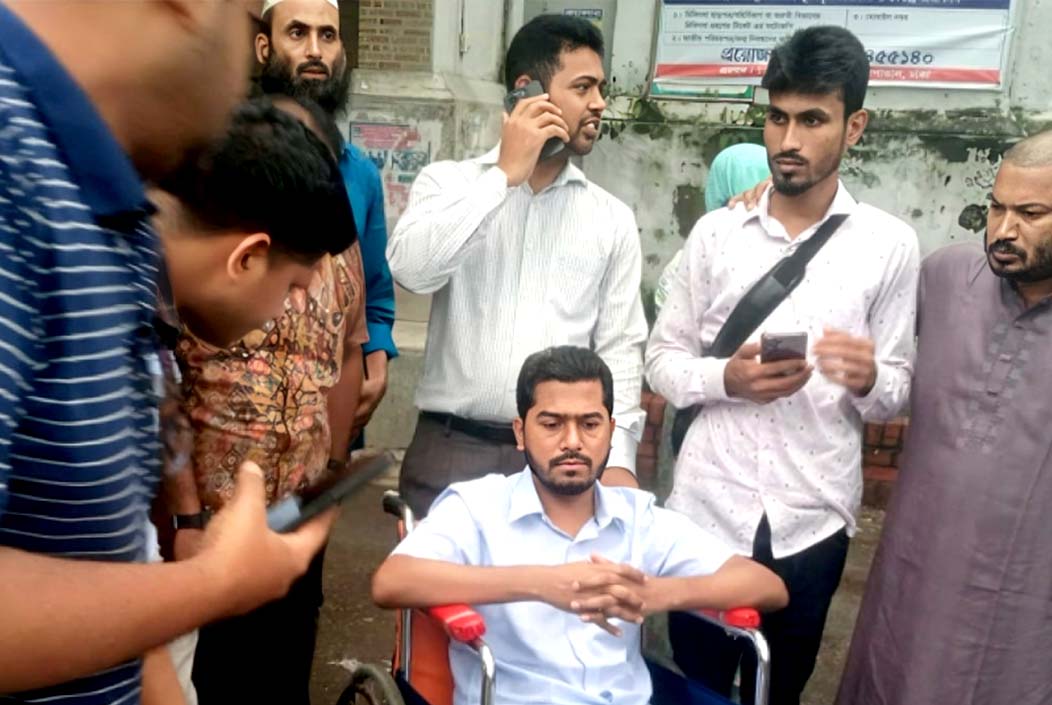 Nurul Haque Nur is going to Singapore for better treatment Onnetion