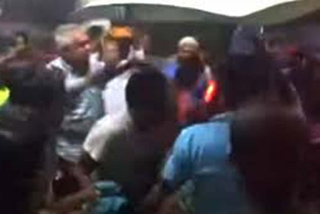 Two groups clash over a girlfriend, 9 injured Onnetion