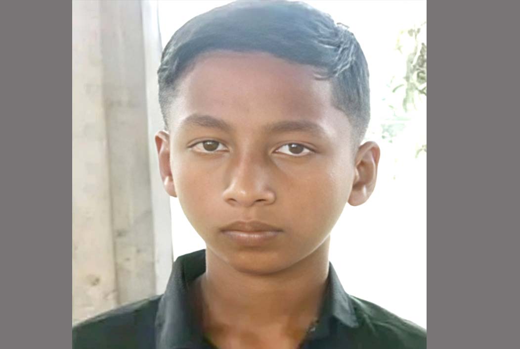 ‘ছাত্রলীগ’ পরিচয়ে অষ্টম শ্রেণির ছাত্রকে গ্রেফতার Eighth grade student arrested for 'Chhatra League' identity Onnetion