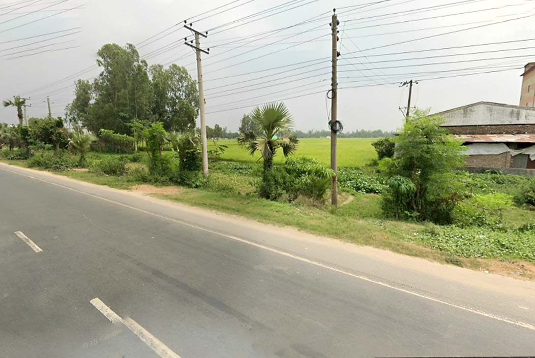 বগুড়ায় কন্টেন্ট তৈরির হিড়িকে ঝুঁকিতে এরুলিয়া এয়ারফিল্ড Erulia Airfield at risk due to content creation in Bogra OInnetion