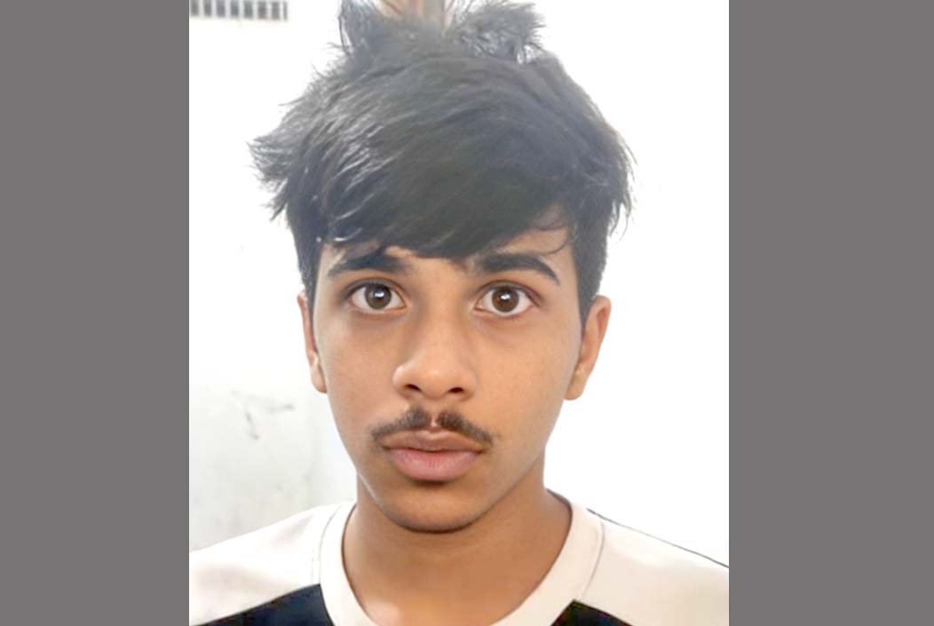 বগুড়ায় অপহৃত স্কুলছাত্রী ১৯ দিন পর উদ্ধার, বখাটে গ্রেপ্তার Kidnapped schoolgirl rescued in Bogra after 19 days, scoundrel arrested Onnetion