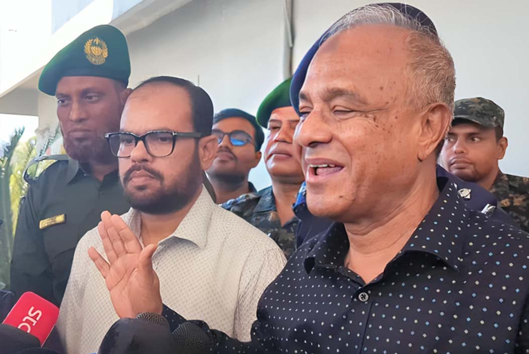 লেকশন খুবই শান্তিপূর্ণ হবে, এ নিয়ে সন্দেহের কিছু নেই: স্বরাষ্ট্র উপদেষ্টা Lecture will be very peaceful, no doubt about it Home Affairs Advisor Onnetion