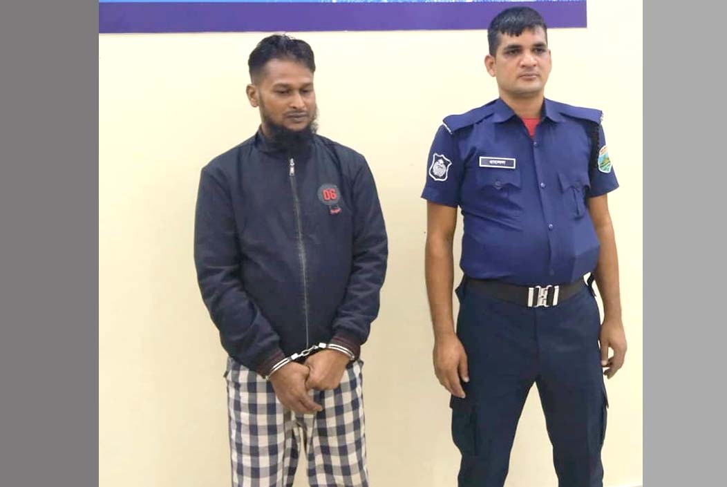 বগুড়ায় হত্যাসহ তিন মামলার আসামি স্বেচ্ছাসেবক লীগ নেতা গ্রেপ্তার Swechchhasebak League leader arrested in three cases including murder in Bogra Onnetion