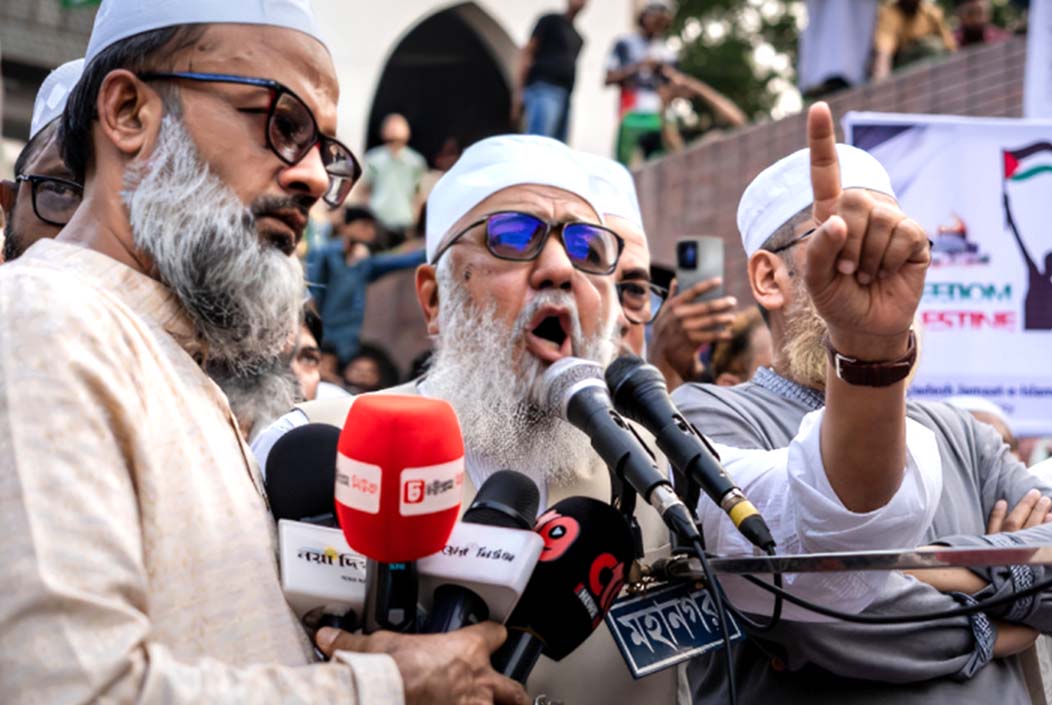 Those who didn't know me still live underground Shahjahan Chowdhury Onnetion