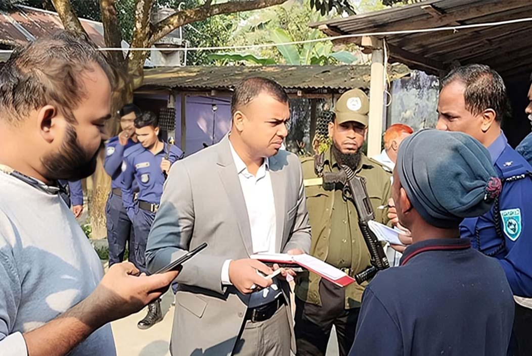 Bloody bodies of freedom fighter and his wife recovered from house in Rangpur onnetion