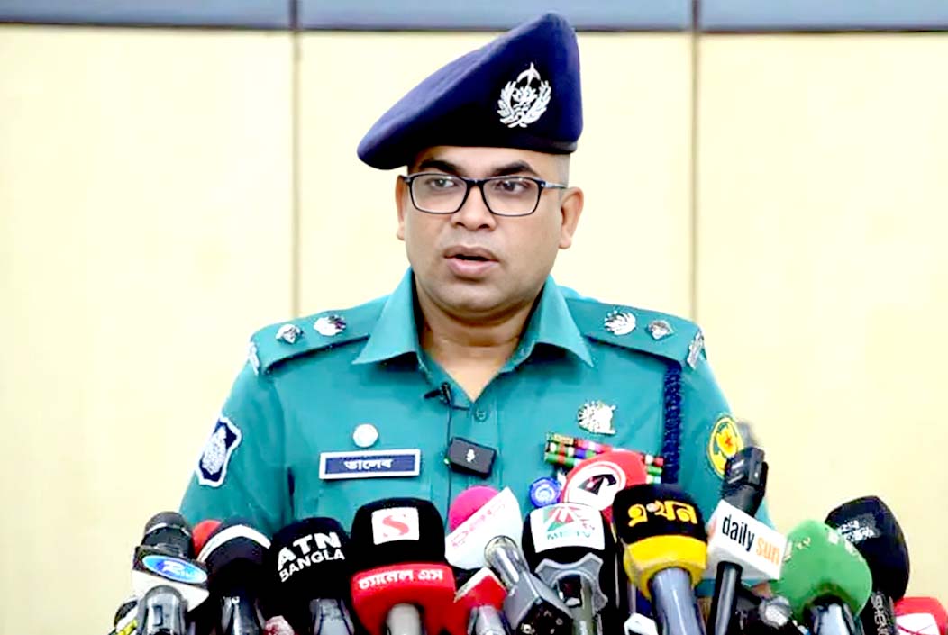 হাদির হামলাকারীরা ভারতে পালিয়েছেন কি না, এমন তথ্য নেই: ডিএমপি No information on whether Hadi's attackers fled to India DMP Onnetion