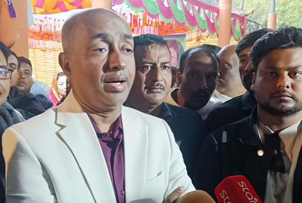 হাদীর ওপর হামলাকারীর শেকড় যত শক্তই হোক, উপড়ে ফেলা হবে: অ্যাটর্নি জেনারেল No matter how strong the roots of those who attacked Hadi are, they will be uprooted Attorney General Onnetion