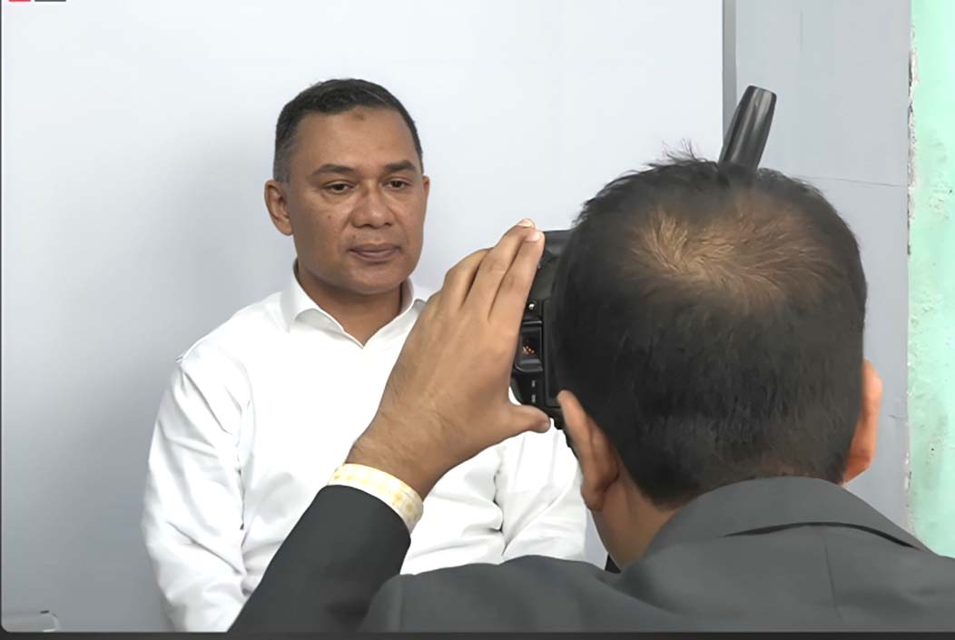 Tarique Rahman applies for national identity card Onnetion