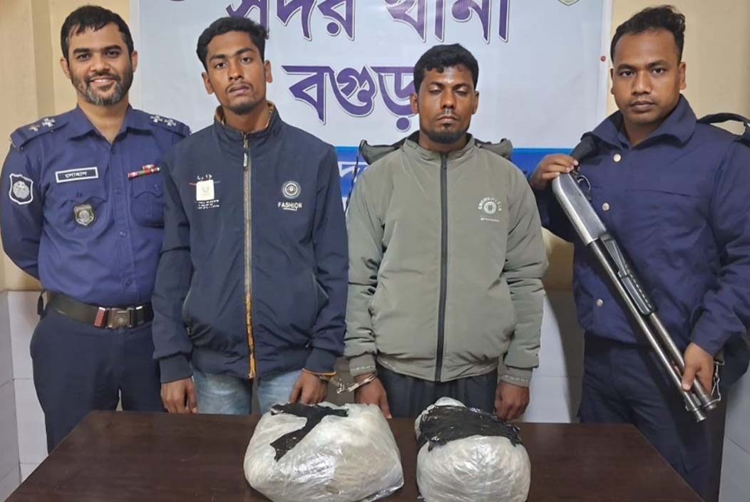ছবি : সংগৃহীত। Two drug peddlers arrested with 3 kg of marijuana in Bogra Onnetion