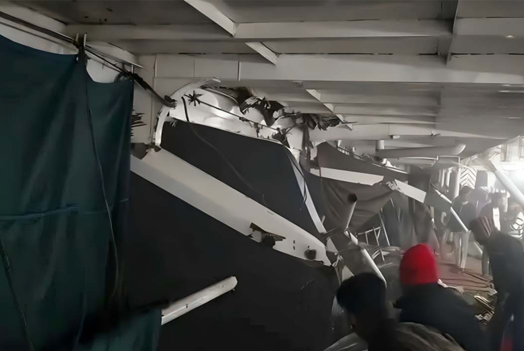 Two launches collide in dense fog on Meghna, 4 killed Onnetion