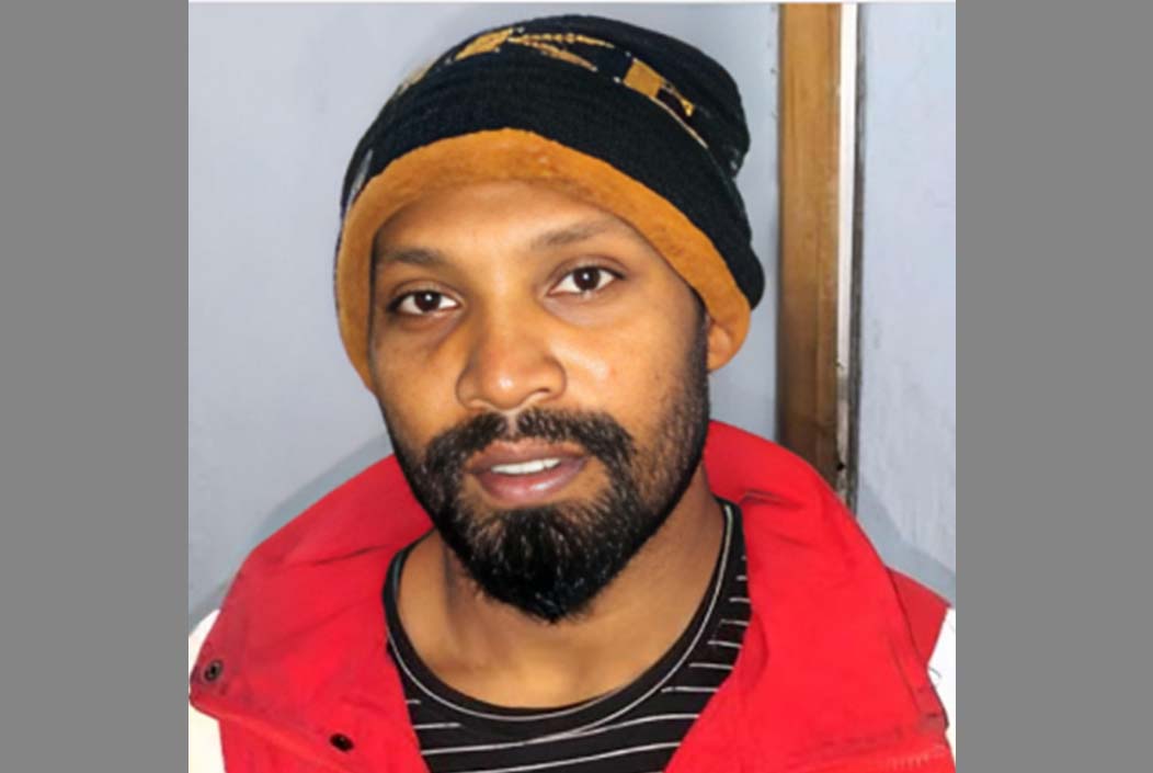 বগুড়ার ধুনটে ককটেল হামলার মামলায় তাঁতী লীগ নেতা গ্রেপ্তার Tanti League leader arrested in Dhunte, Bogra cocktail attack case Onnetion