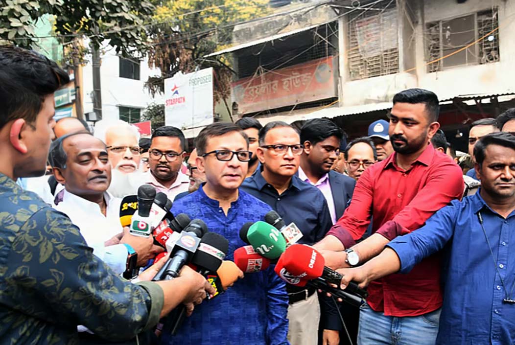 মার্কিন বাণিজ্য চুক্তি পুঙ্খানুপুঙ্খ পর্যালোচনা করবে সরকার: বাণিজ্যমন্ত্রী Government will thoroughly review US trade deal Commerce Minister Onnetion