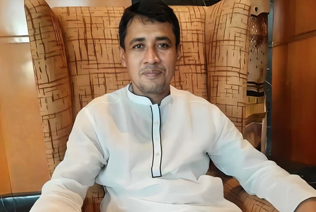 ঈদের দিন শ্বশুরবাড়িতে গিয়ে হামলার শিকার আ.লীগ নেতা AL leader attacked at in-laws' house on Eid Onnetion