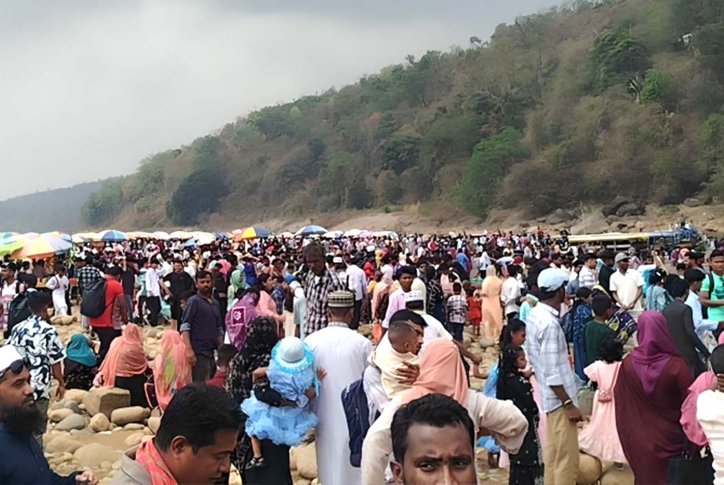 জাফলংয়ে দাদীর সঙ্গে ঘুরতে এসে পানিতে ডুবে শিশুর মৃত্যু Child dies after drowning while walking with grandmother in Jaflong Onnetion