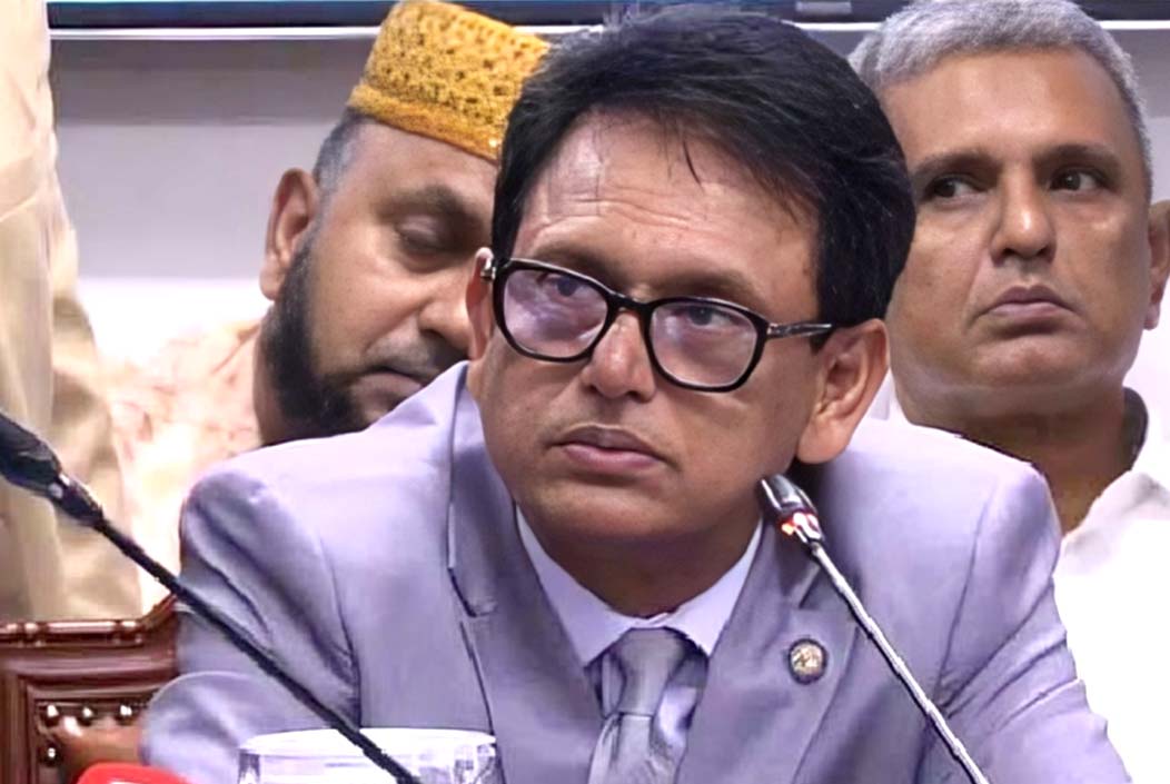 জ্বালানি সংকটে স্কুলে অনলাইন–অফলাইন ক্লাসের চিন্তা: শিক্ষামন্ত্রী Education Minister considering online-offline classes in schools amid energy crisis Onnetion