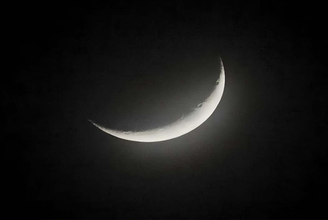 চাঁদ দেখা গেছে, আগামীকাল ঈদ উদ্যাপন Moon sighted, Eid celebration tomorrow Onnetion