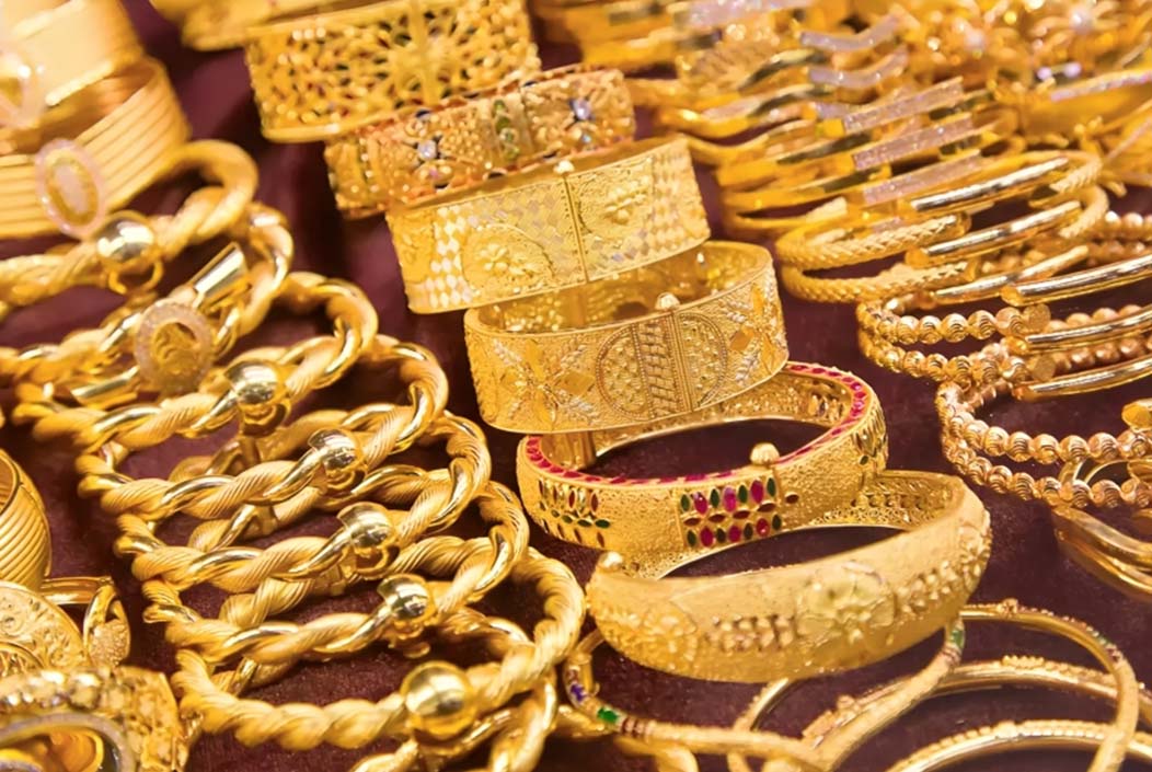Gold prices fall sharply, down more than 4,000 taka per ounce Onnetion