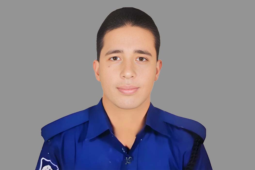 Police constable commits suicide by shooting himself with his own rifle in Khulna Onnetion