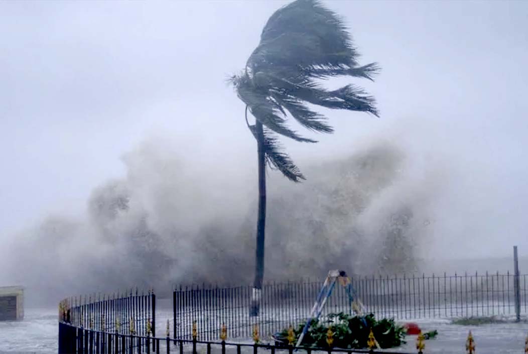 Storms with speeds of up to 60 kmph are expected in 9 regions including Dhaka by noon. Onnetion