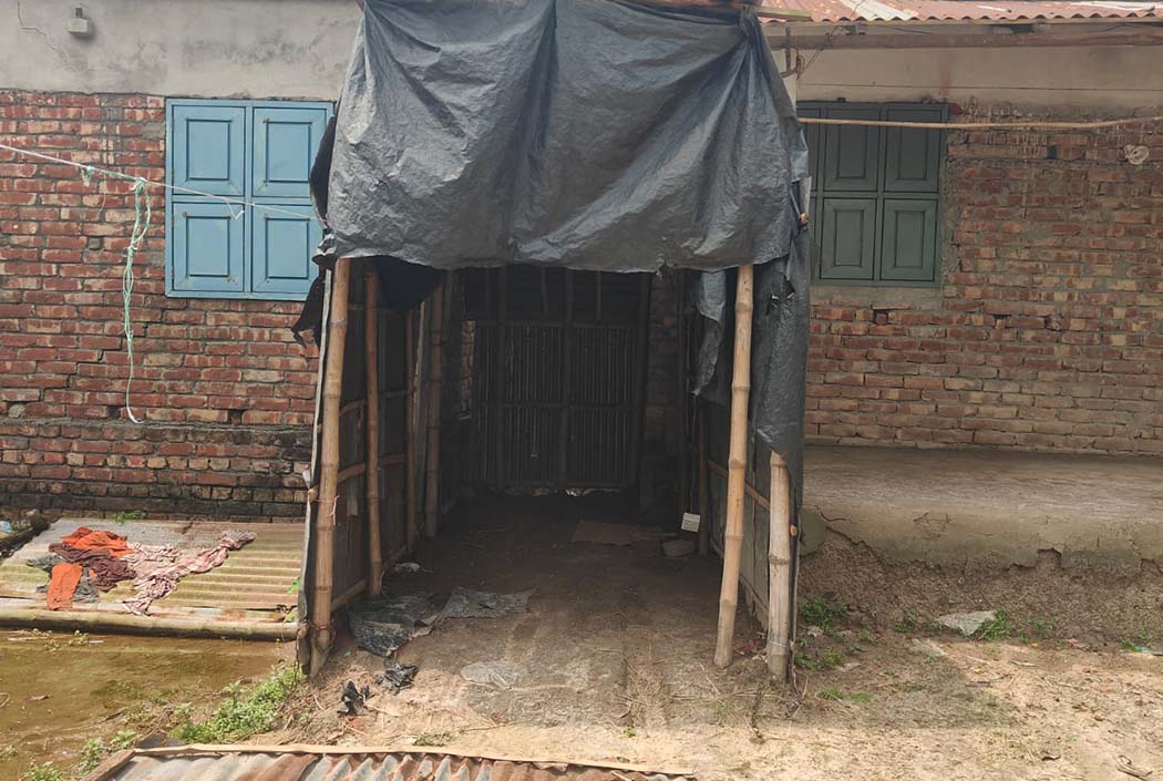 Easybike stolen by cutting gate lock in Sherpur, complaint filed with police station Onnetion