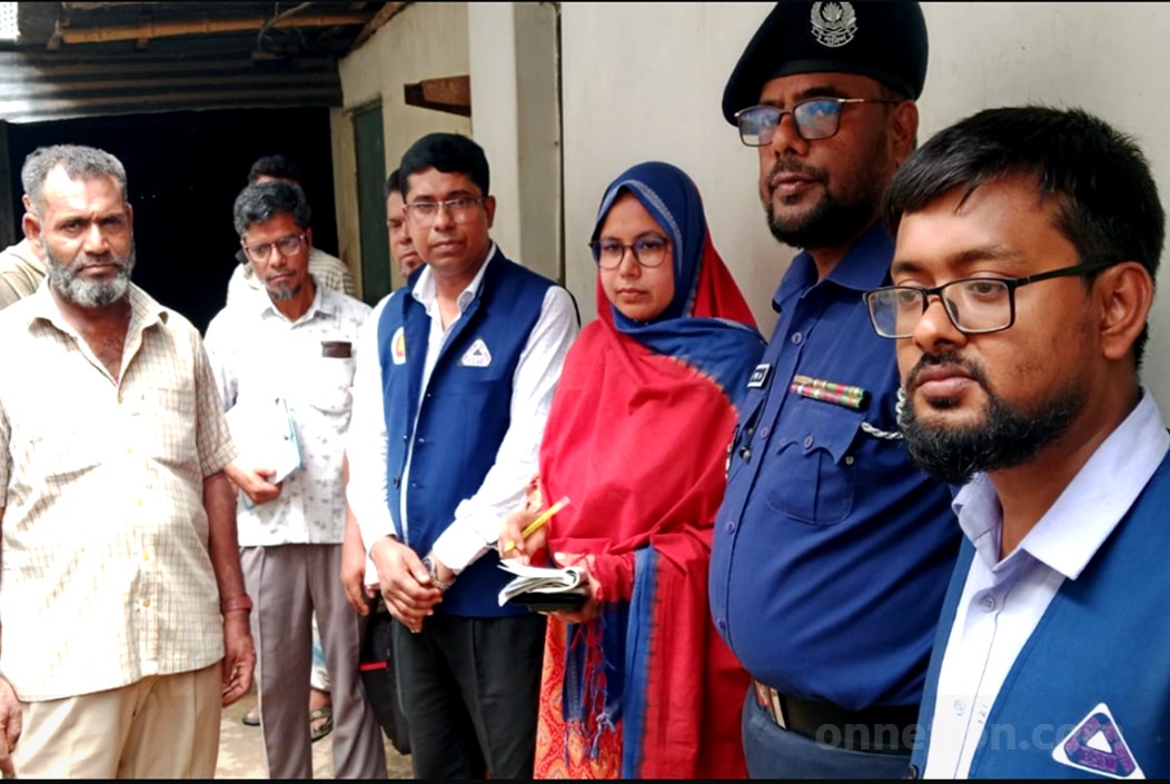 বুধবার দুপুরে উপজেলার মাঝিড়া বাইপাস এলাকায় বিএসটিআই ও উপজেলা প্রশাসনের যৌথ অভিযান পরিচালনা করে-সংগৃহীত। শাজাহানপুরে আইসক্রিম কারখানায় বিএসটিআইয়ের জরিমানা Onnetion অন্বেষণ